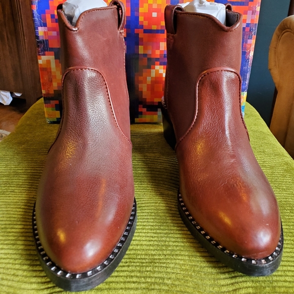 jeffrey campbell konda ankle bootie